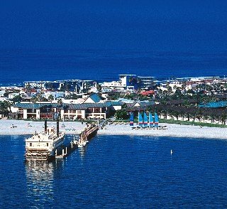 Catamaran Resort