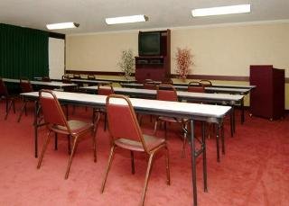 Comfort Inn & Suites at Tropicana Field