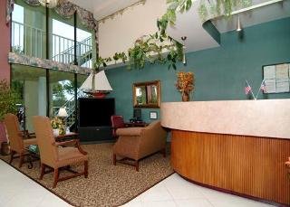 Comfort Inn & Suites at Tropicana Field