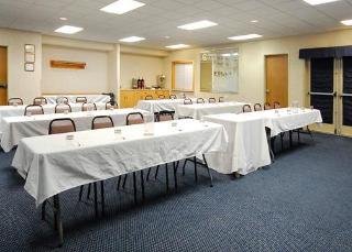 Comfort Suites Airport