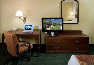 Courtyard Wichita East