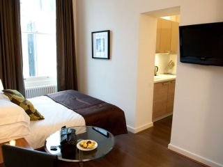 10 Pembridge Gardens