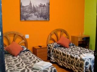 12 Rooms