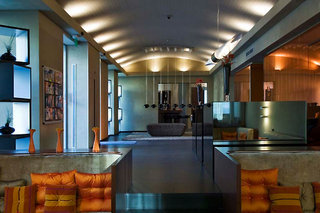 987 Prague Hotel