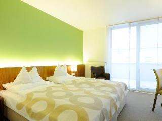 Airport Boutiquehotel Hein