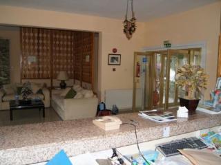 Antonis G Hotel
