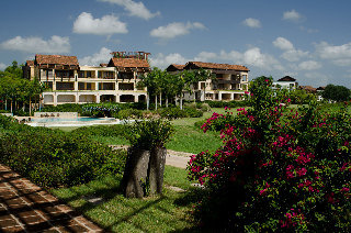 Los Altos Condo Residences