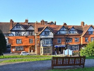 The Crown Manor House