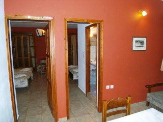 Akroyiali Apartments