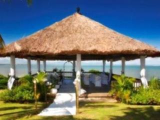 Anchorage Beach Resort