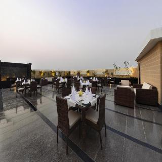 Crystal Sarovar Premier
