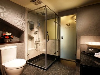 Airline Inn