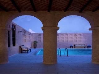Al Mirqab Boutique Hotel
