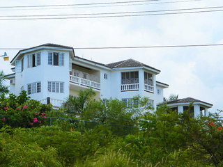 Emerald Villas