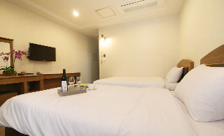 Amber Hotel