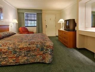 Baymont Inn and Suites Houston Hobby Airport