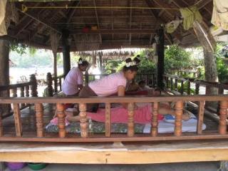 Bottle Beach 1 Resort