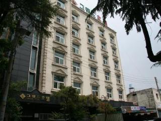 Goodstay New Grand Hotel