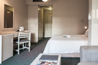 Elephant Springs Hotel & Cabanas