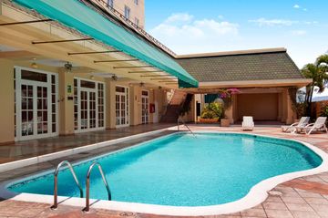Hilton Princess San Salvador