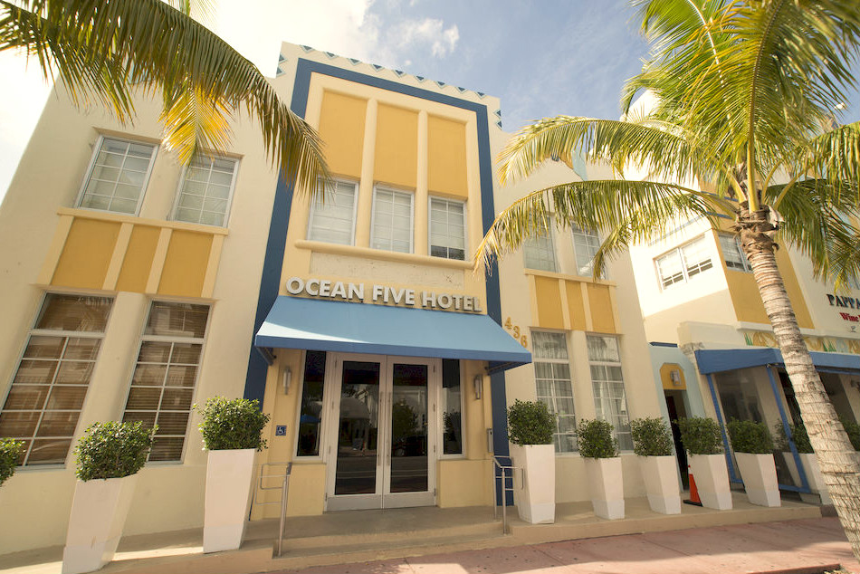 Ocean Five Hotel & Studios